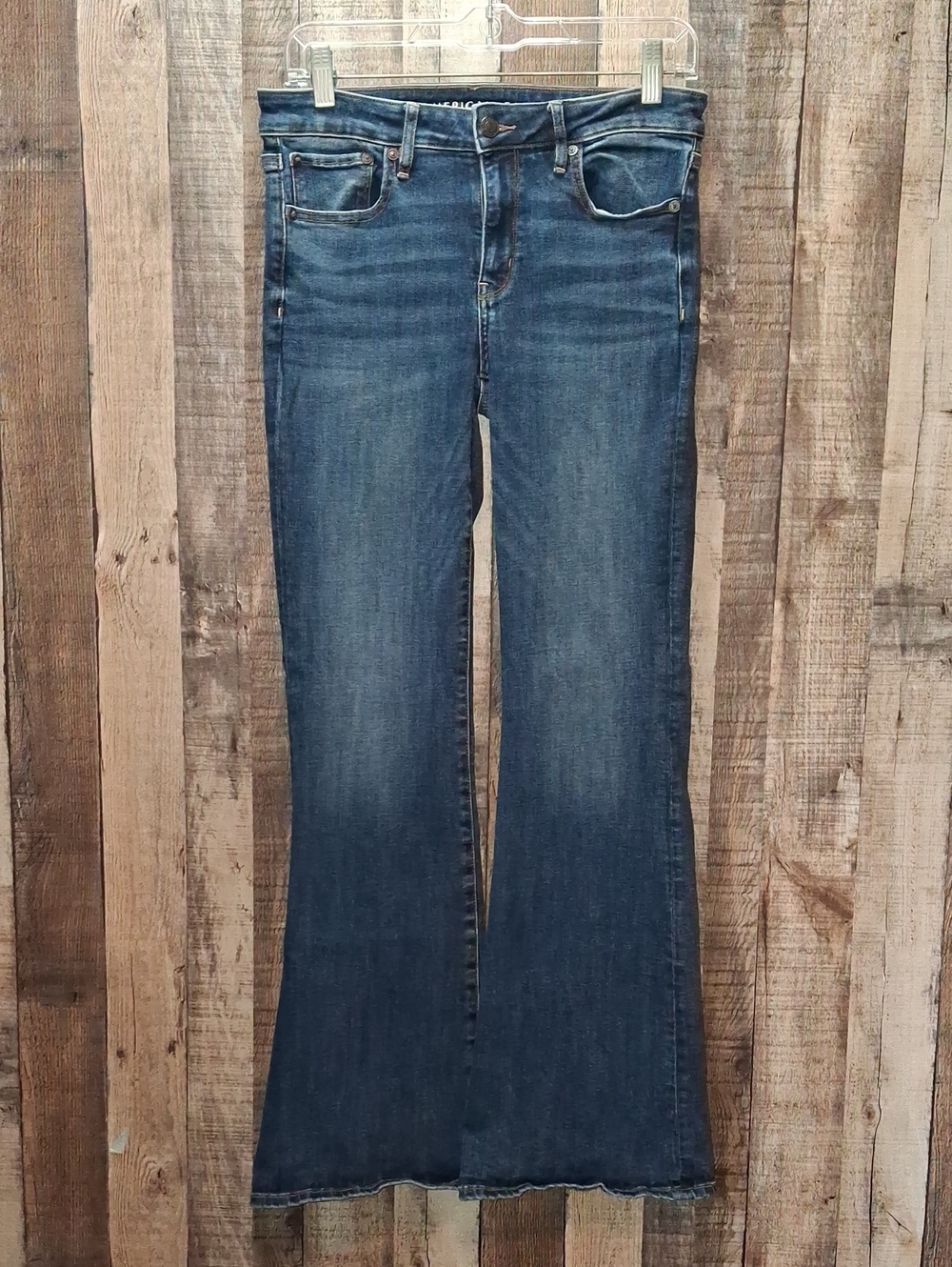 American Eagle Outfitters Dark Blue Low-Rise Flare Jeans Size 6